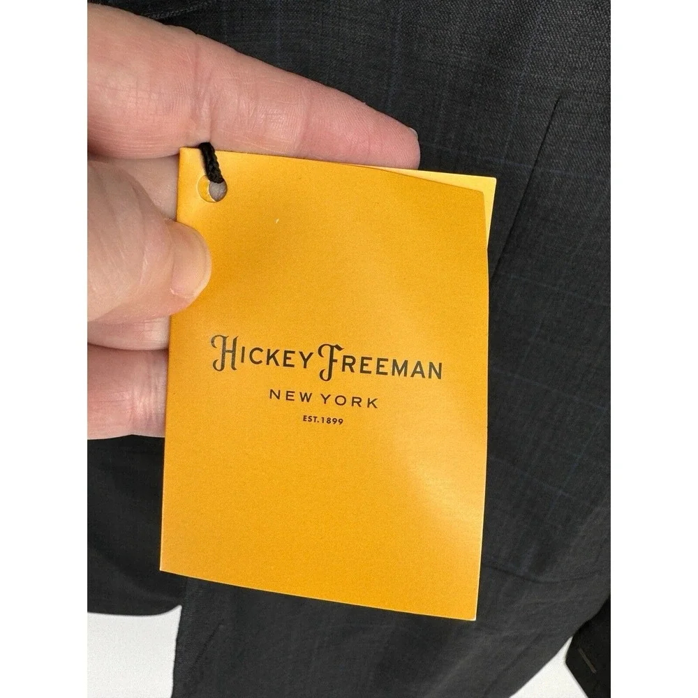 New NWT Hickey Freeman Beacon 100% Wool 42‎ R Regular Grey With Blue Plaid